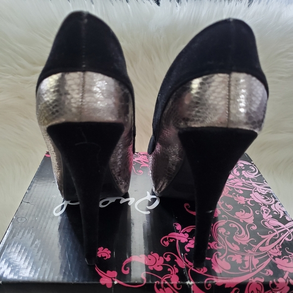 Qupid Heels - Picture 4 of 7